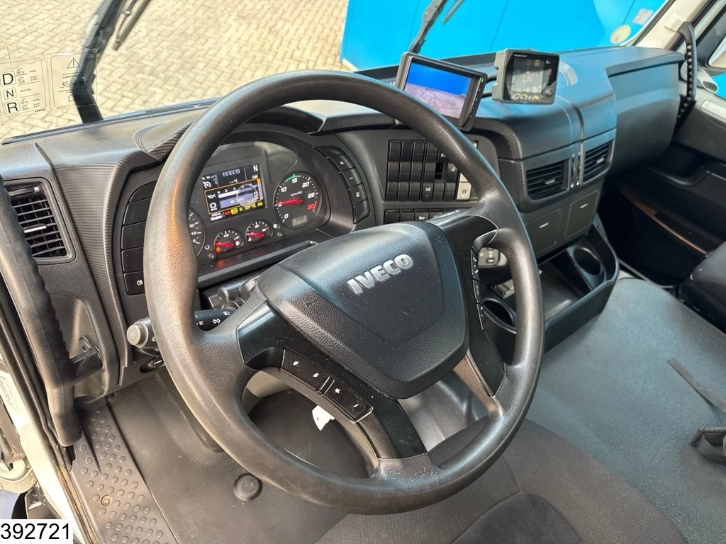 Iveco Trakker 2018 - 360 6x4, EURO 6, Palfinger, Remote immagine 9