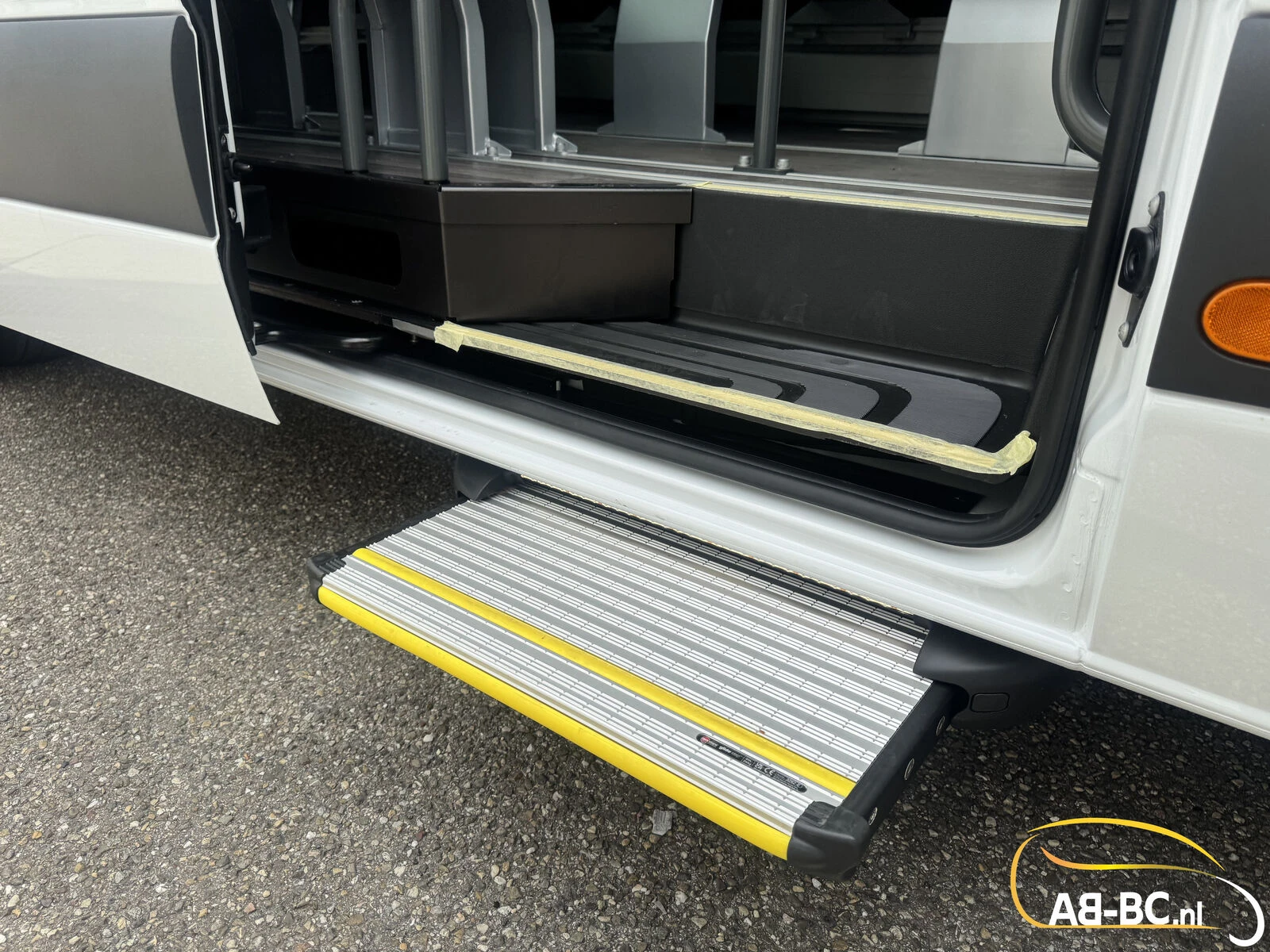 Mercedes-Benz Sprinter 2026 - Transfer 45, 23 Seats, Euro 6 image 25