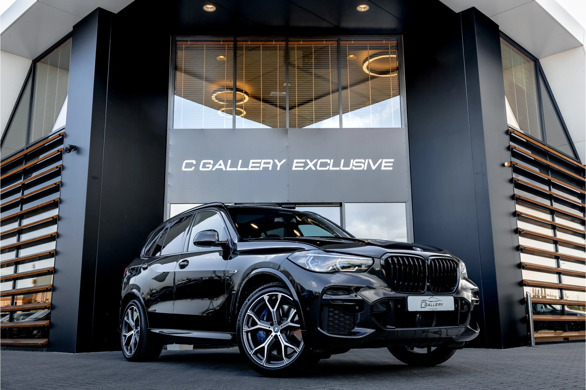 BMW X5 2022 - xDrive45e High Executive afbeelding 1