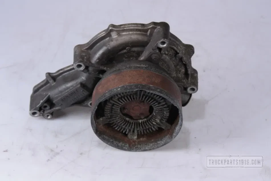 Renault - 7421974078 Waterpomp Renault DXI11 afbeelding 1