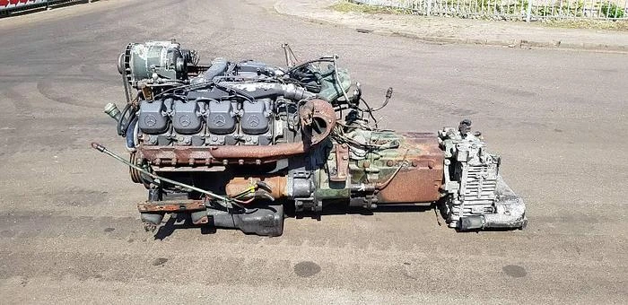 Mercedes-Benz OM442A afbeelding 1