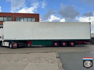 Schmitz Cargobull 2016 Bild 2 Miniaturansicht
