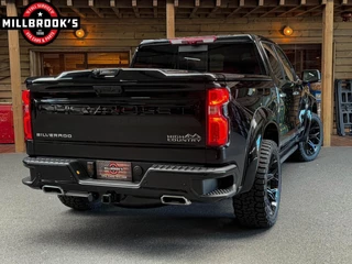 Chevrolet Silverado 2025 - USA High Country 6.2 V8 420 PK uit voorraad leverbaar BPM VRIJ zdjecie 7