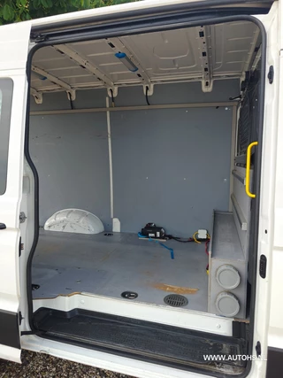 Volkswagen Crafter 2018 - 35 2.0 TDI L3H3 EL Highline ,Euro 6 , 1e Eig. 3000 KG trekkracht , Lage km , cruise , camera. bild 21