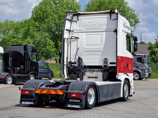 Scania S 2021 - S540 NGS Highline 4x2 - Low deck - Retarder - Custom interior - Night clima - Full air - Led - Navi bild 7