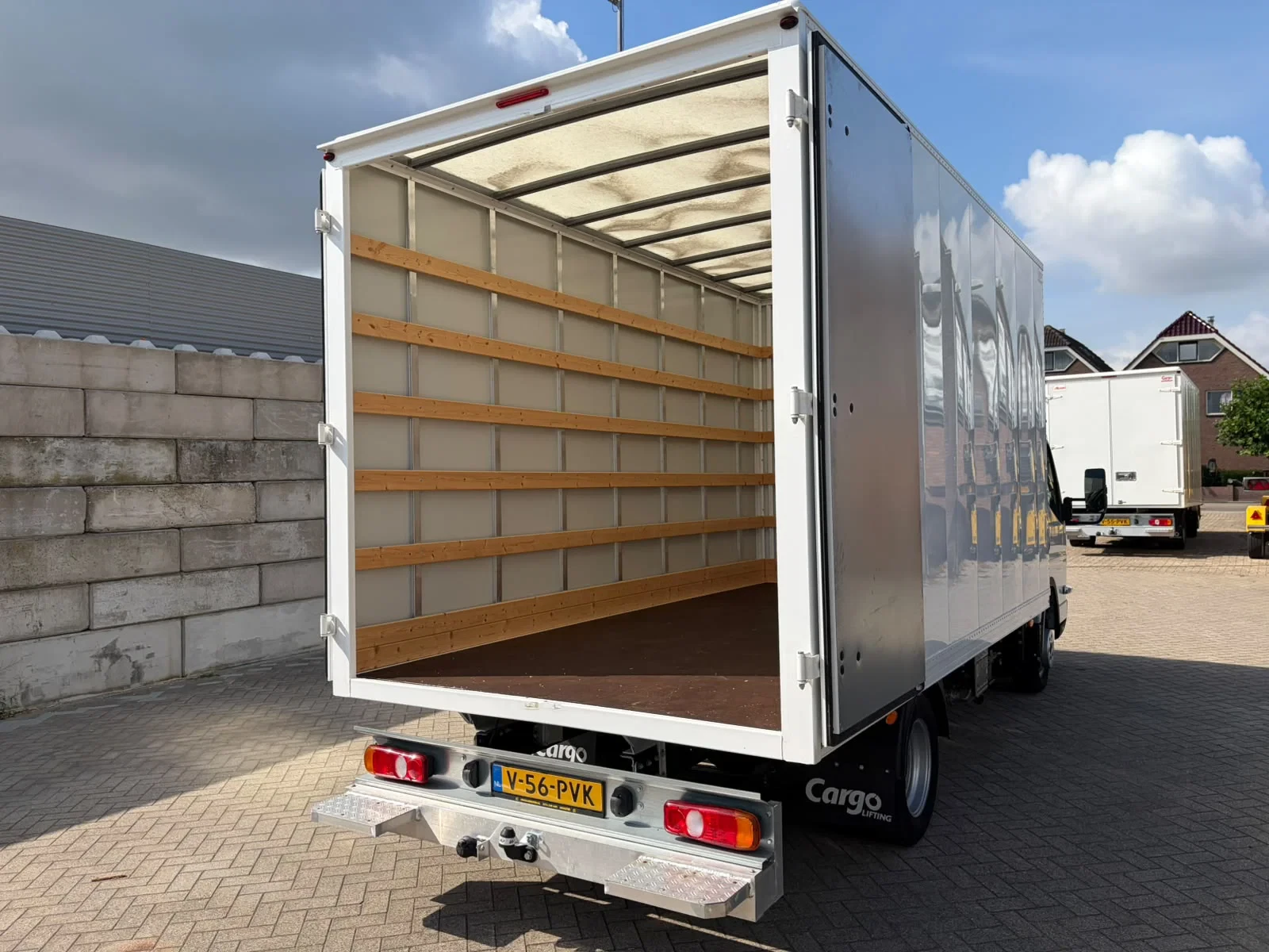 FUSO Canter 2024 - 3C15 Bakwagen Airco Trekhaak 3-Zits NIEUW BPM VRIJ 5X OP VOORRAAD N1-B-Rijbewijs изображение 8