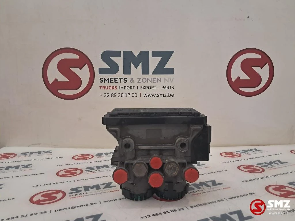 Mercedes-Benz 2014 - Occ EBS achterasmodulator Mercedes afbeelding 2