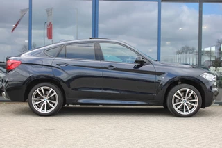 BMW X6 2017 - xDrive35i High Executive M-Sport LEDER MEMORY SCHUIFDAK SOFTCLOSE H&K TREKHAAK obrazek 2