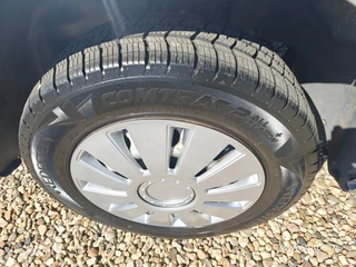 Volkswagen Transporter 2010 - Kombi 2.0 TDI L2H1 Trendline , Lang , euro 5 , Airco , 9 persoons ,2027 , Apk april 2027 , lage km. bild 3
