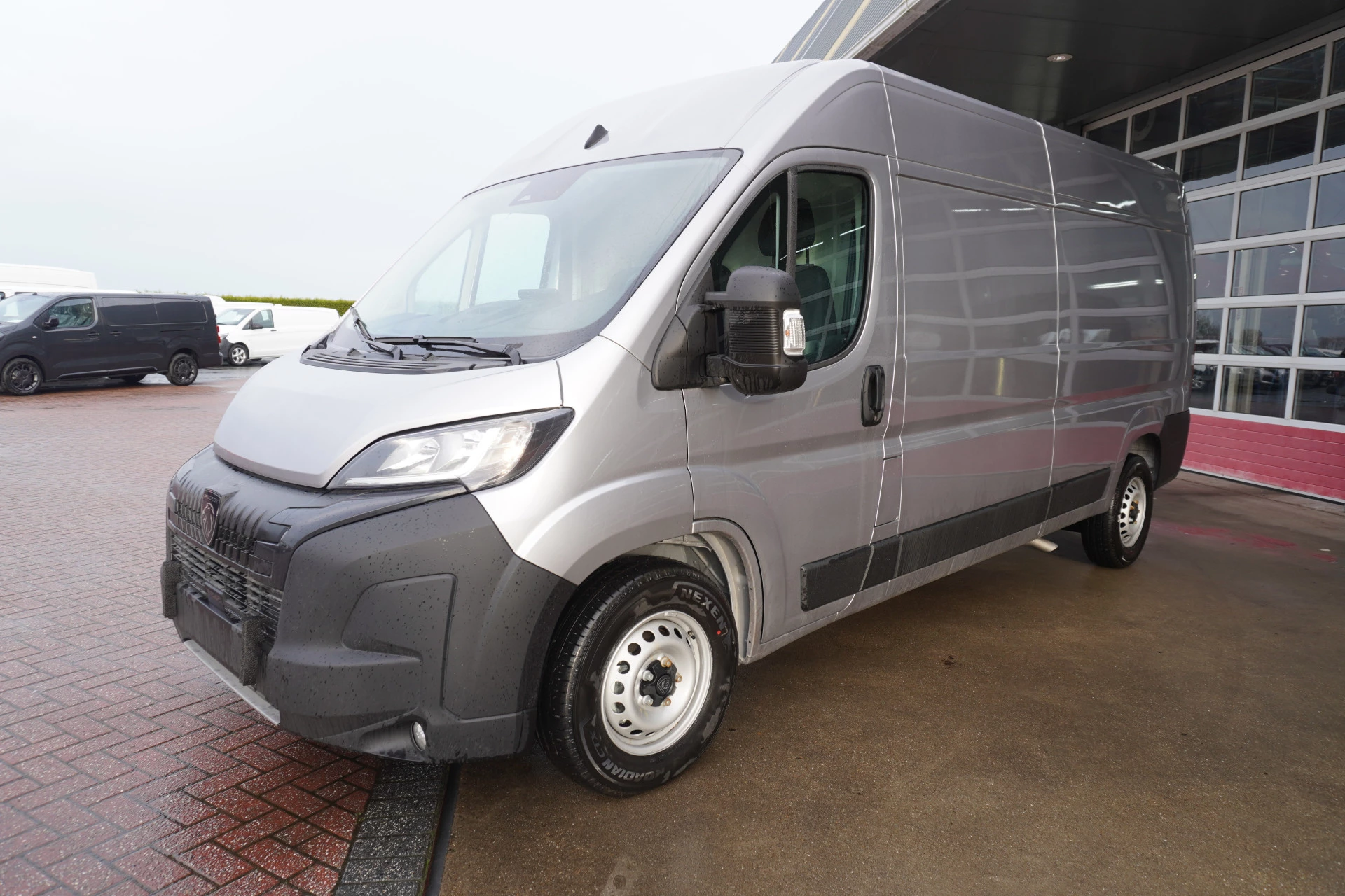 Peugeot Boxer 2024 - 2.2 BlueHDi 180PK S&S L3H2 3.5t Zwaar Automaat afbeelding 9