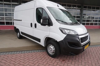 Peugeot Boxer 2023 - 2.2 BlueHDi 140PK L2H2 3.3t à vendre