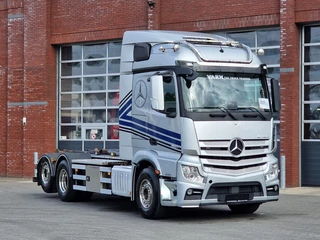 Mercedes-Benz Actros 2019 - 2558 6x2 - AJK Hooklift 20T - Euro 6 - 4.60 WB image 2