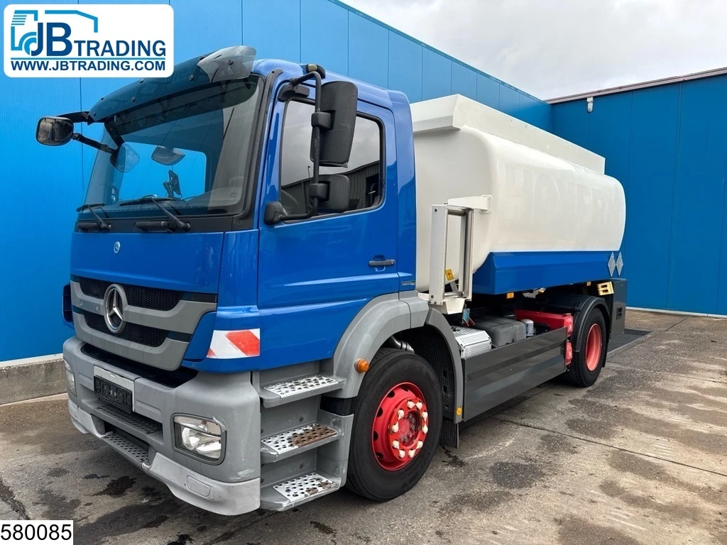 Mercedes-Benz 2011 - Axor 1824 EURO 5, ADR, 13.500 L, 2 Comp zdjęcie 1