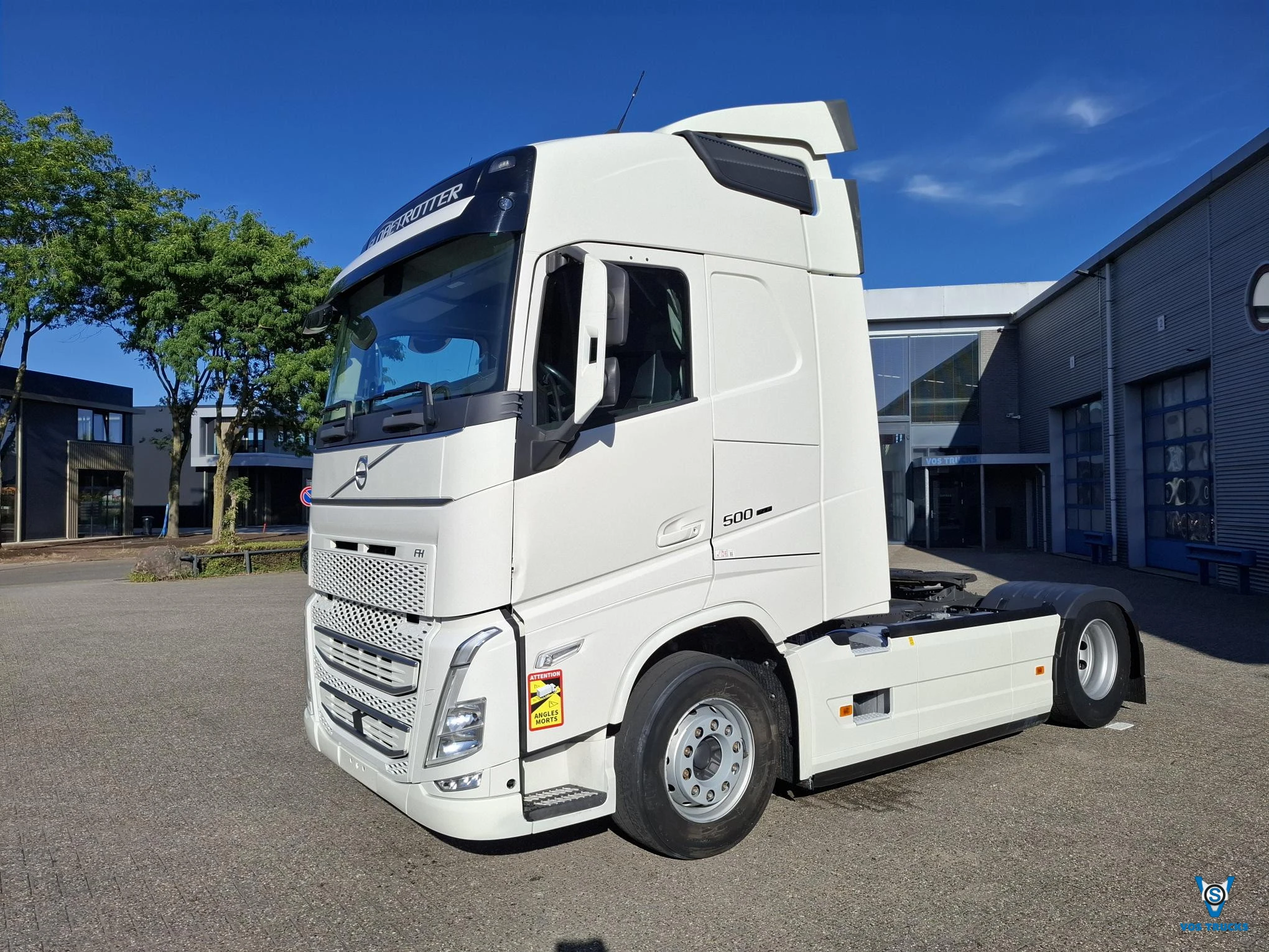 Volvo FH 2021 - FH5-500 / VEB+ / 644796 KM / I-PARKCOOL / NB CHASSIS / DOUBLE TANK / FULL-SPOILER / 2XBED / FRIDGE / LWDS / AUTOMATIC / EURO-6 / 2021 afbeelding 1