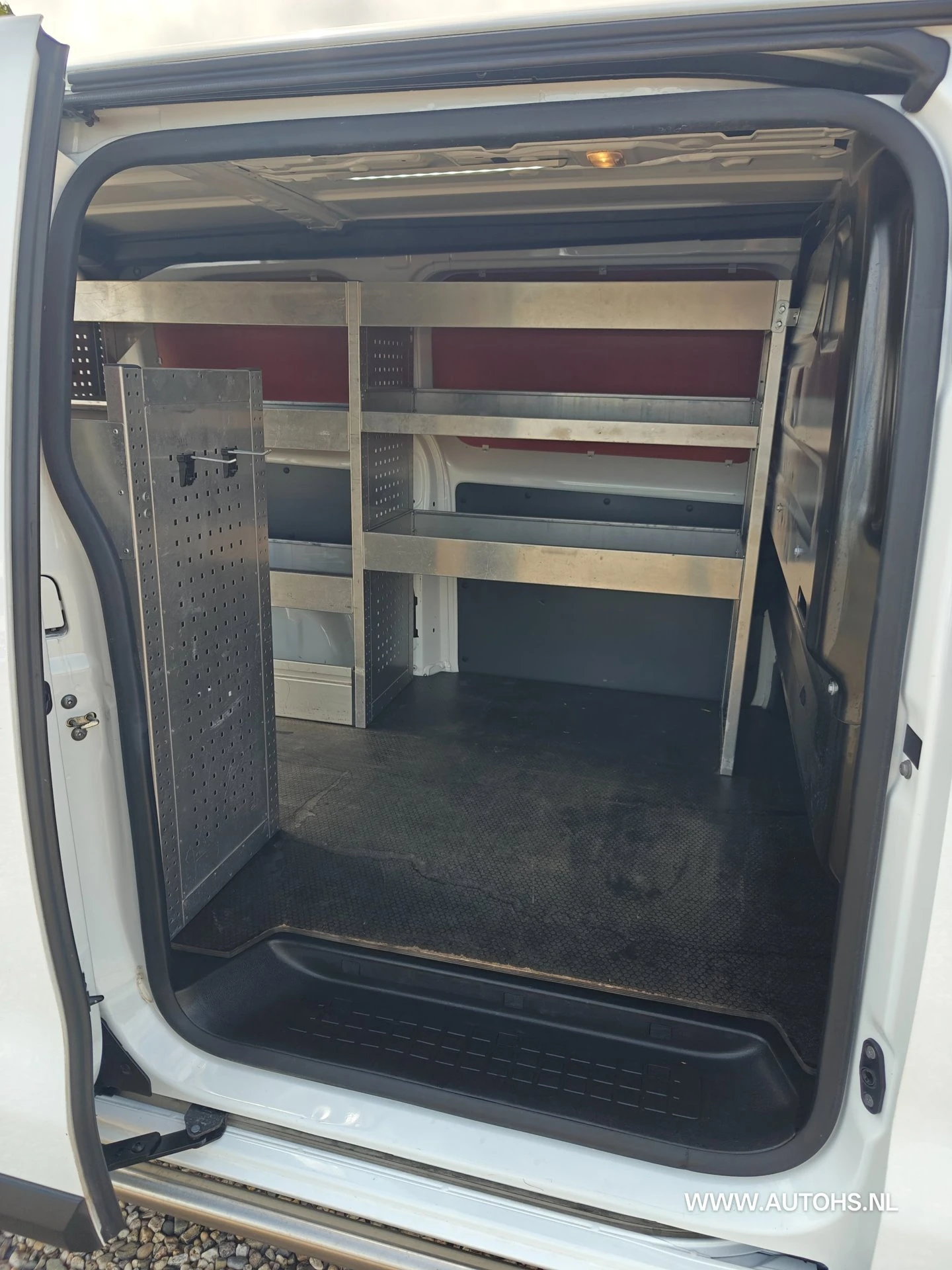 Opel Vivaro 2020 - 1.5 CDTI L2H1 , Werkplaats inrichting , Euro 6 , 1e Eig. Camera , navi , cruise , in pracht staat. afbeelding 24