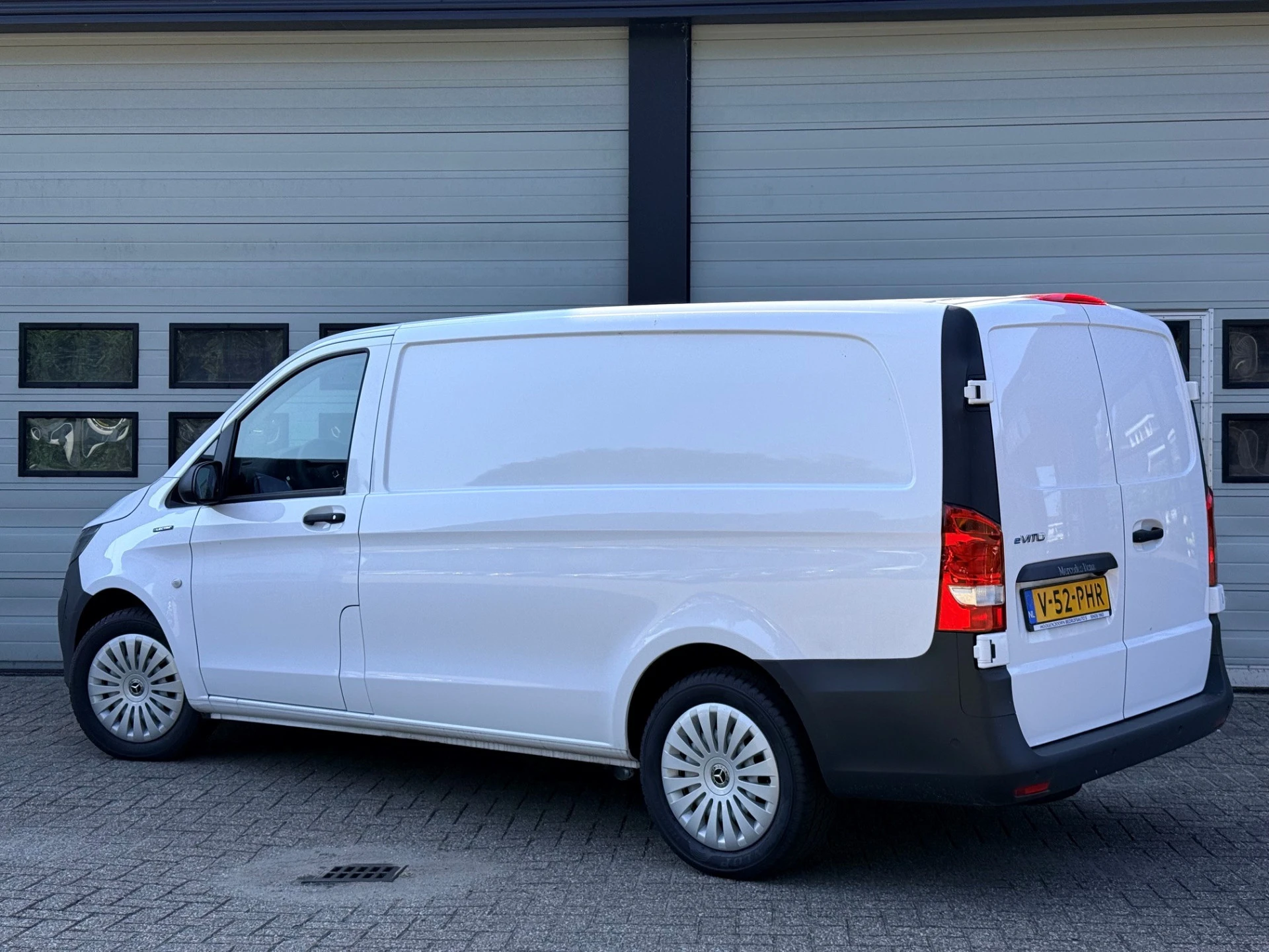 Mercedes-Benz eVito 2025 - 66 kWh 261 km WLTP Snelladen - L2 Lang - Apple Carplay - Betimmerd afbeelding 11