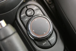 MINI 3-Door 2019 - 1.5 Cooper Chili Panodak HarmanKardon UnionJack !!NIEUWBINNEN!! image 23