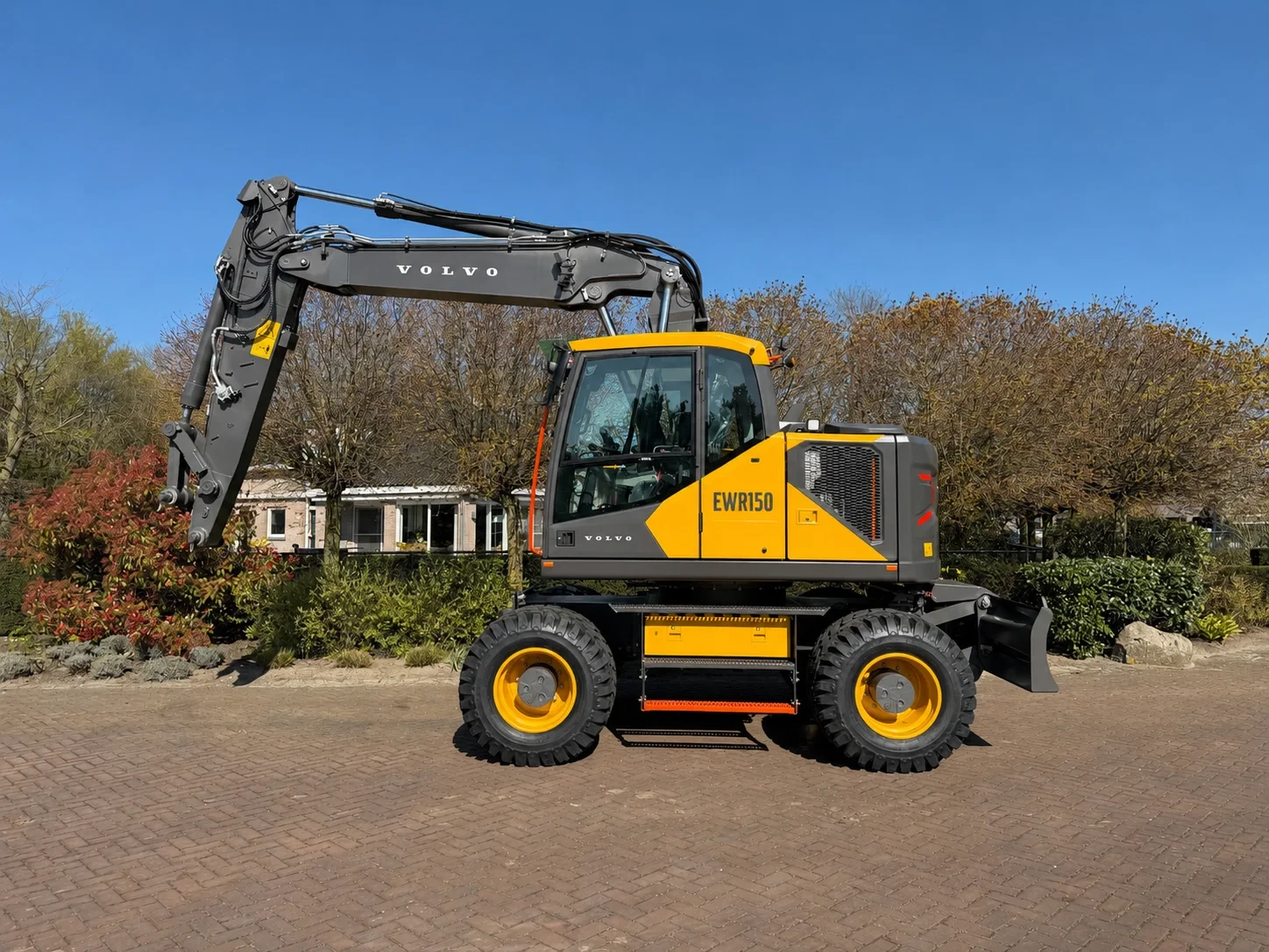 Volvo 2026 - EWR150 F - UNUSED afbeelding 1