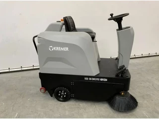 Kremer N/A 2026 - KRYZS4 Zelfrijdende veegmachine bild 4