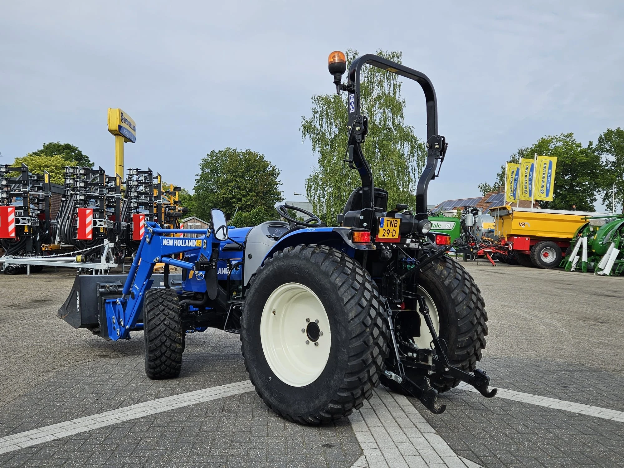 New Holland 2019 - Boomer 50 hydrostaat obrázek 4