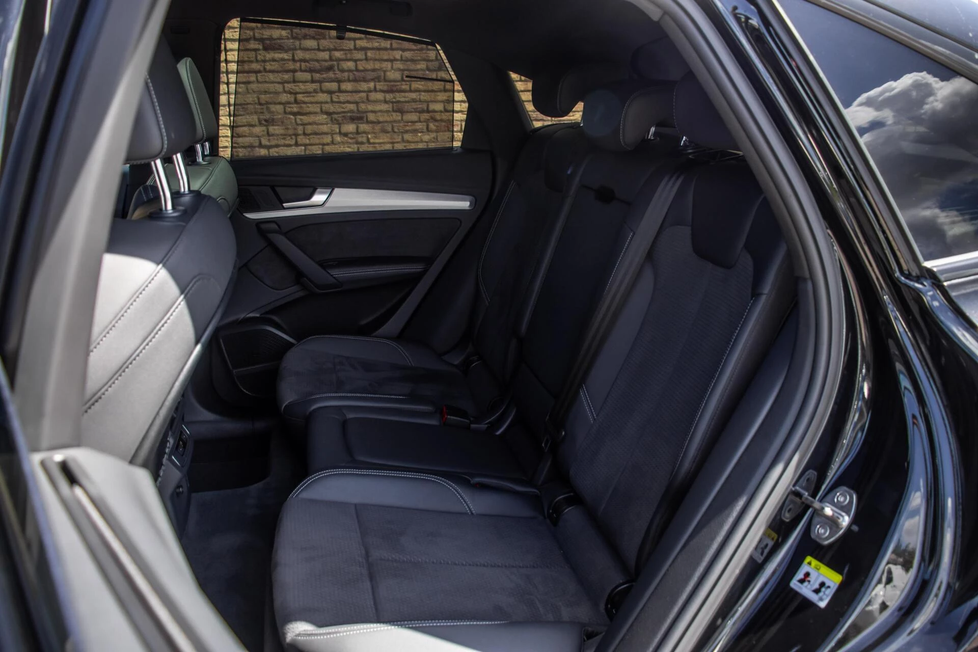 Audi Q5 2023 - 55 TFSI e S-Line Competition, BTW, Pano, Luchtvering afbeelding 12