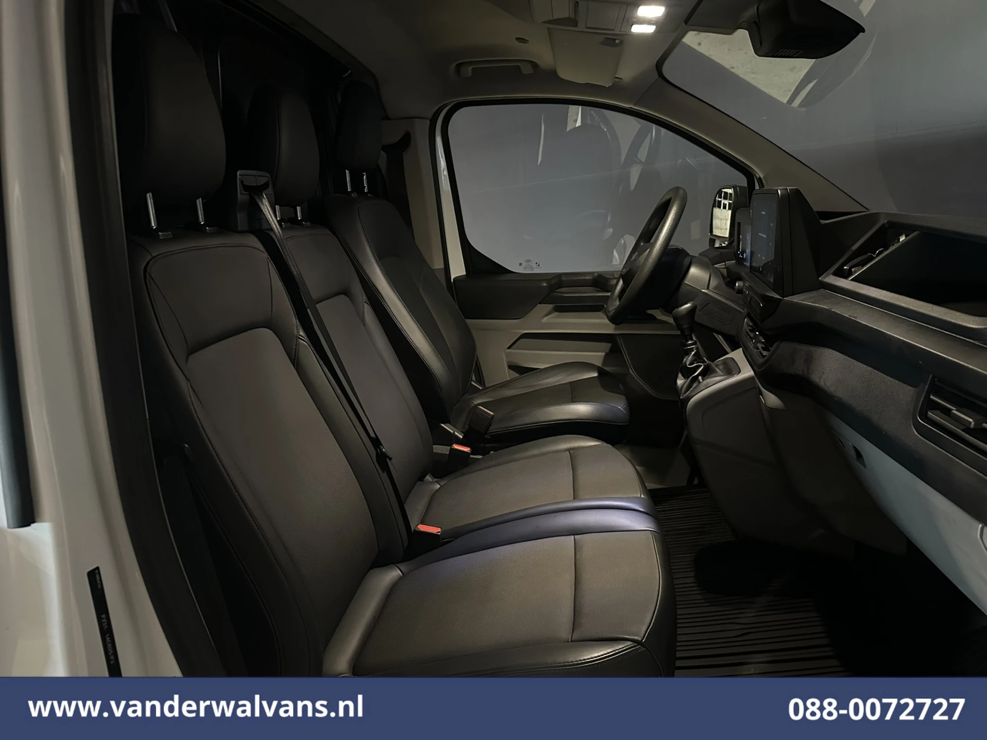 Ford Transit Custom 2024 - 2.0 TDCI 136pk L2H1 Euro6 Airco | Camera | Apple Carplay | LED obrázek 6