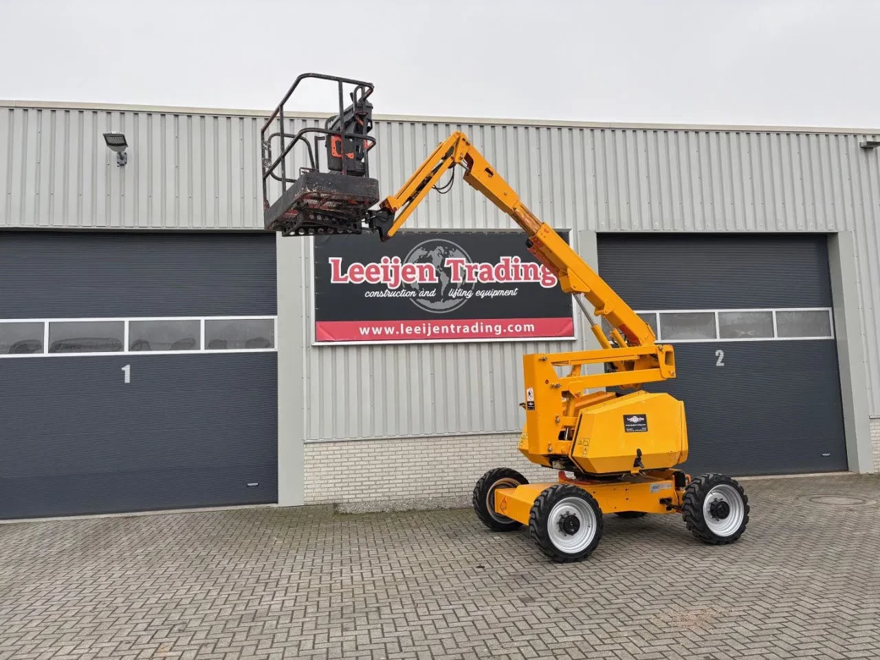 JLG 2012 - 340AJ Diesel 4x4 articulated boomlift, 2012 year afbeelding 1