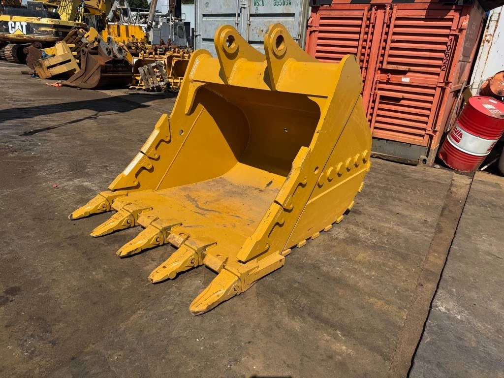 Cat 2025 - 345 BUCKET zdjęcie 1
