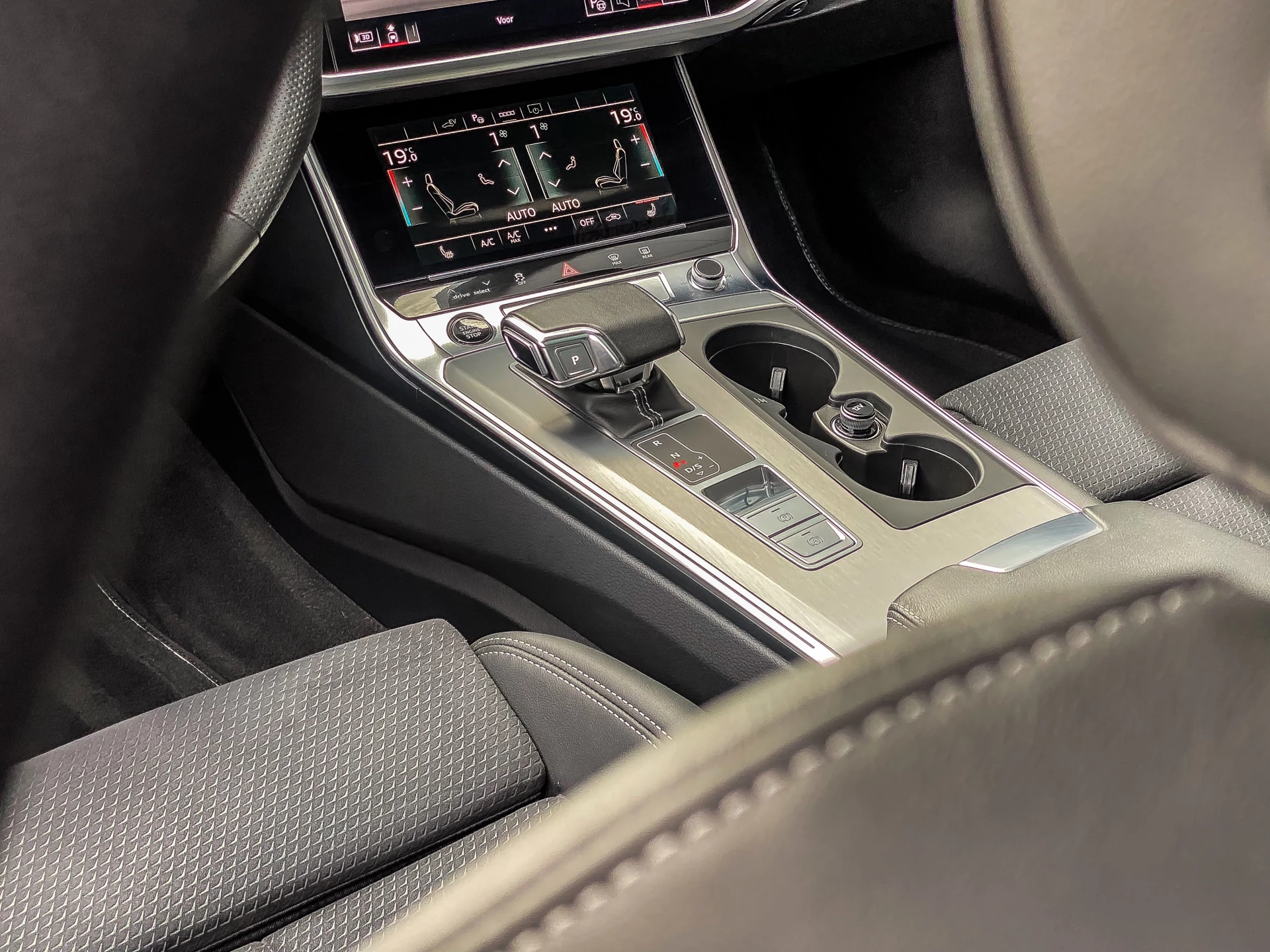 Audi A6 2022 - Avant 55 TFSIe 367PK Quattro S-Line Competition imagen 74