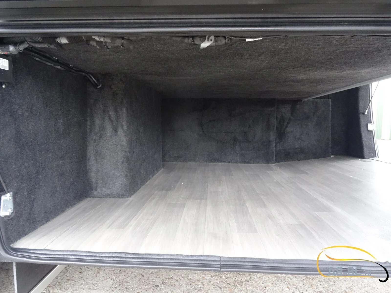Iveco Aveuro Tourna 35 Seats EURO 6 2 Units Available afbeelding 42