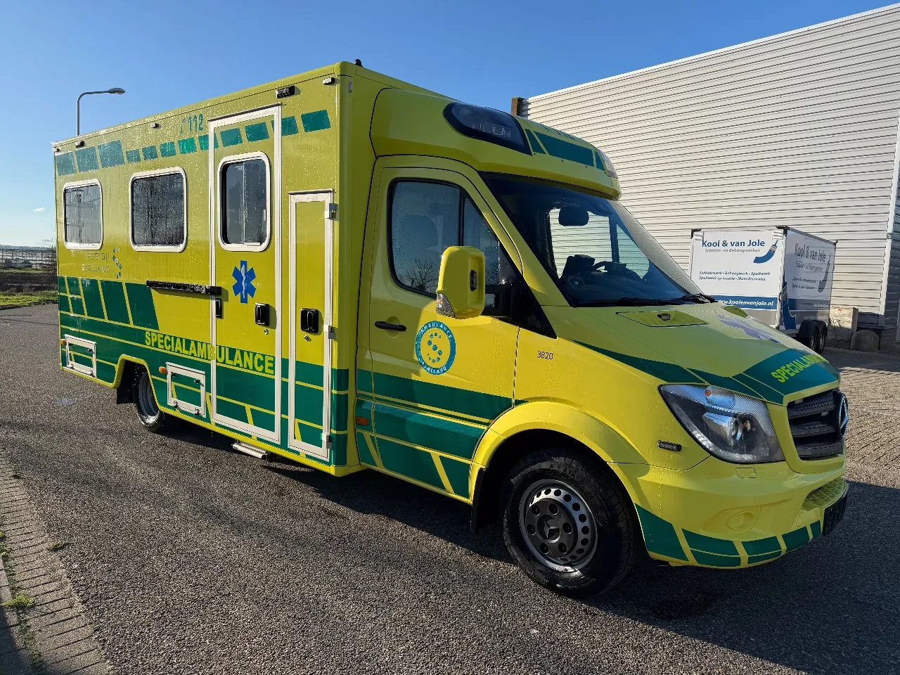 Mercedes-Benz Sprinter 2016 - 519CDI Special Ambulance Laadklep Automaat Airco Cruisecontrol V6 74000KM obrázek 3