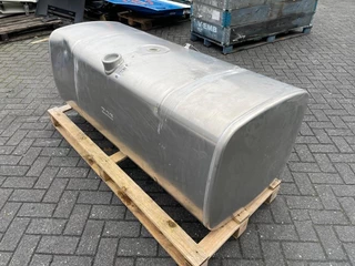 DAF N/A 2024 - 1681826 BRANDSTOFTANK 620 LTR 168X67.5X62 CM obrazek 3