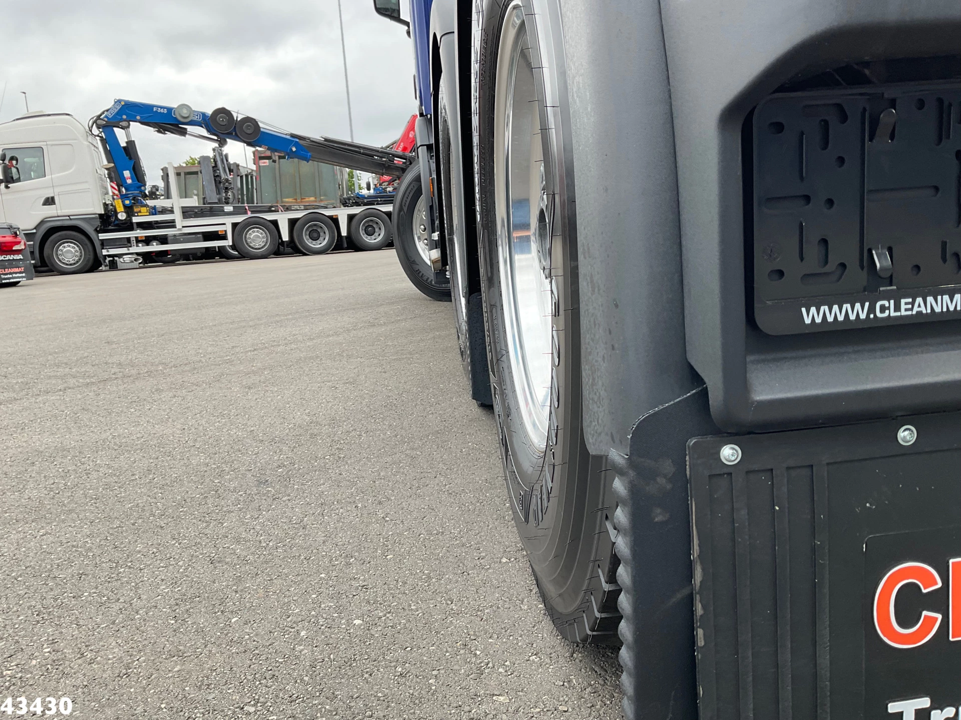 Scania R 2024 - 770 6x4 Retarder New & Unused! imagem 10