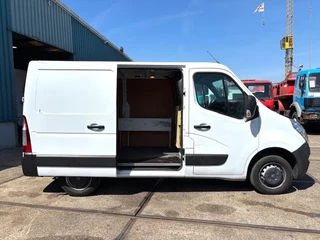 Opel Movano 2019 - T3300 2.4CDTI L1H1 (EURO 6 / 6 GEARS MANUAL GEARBOX / AIRCONDITIONING / APPLE CARPLAY / REAR VIEW CAMERA / ETC) obrazek 6