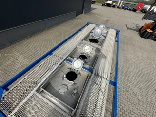 CIMC N/A 2026 - 20FT ISO, 25.050L / 1-COMP / 3 BAFFLES / T11 / 4 manholes / 5Y ADR + CSC valid until 10/2028 obrazek 15