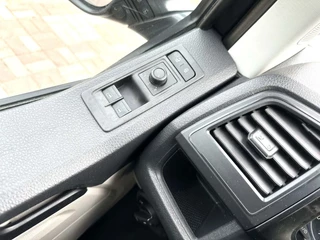 Volkswagen Transporter 2016 - Kombi 2.0 TDI L2H1 3+3+3 Marge Euro 6 image 27