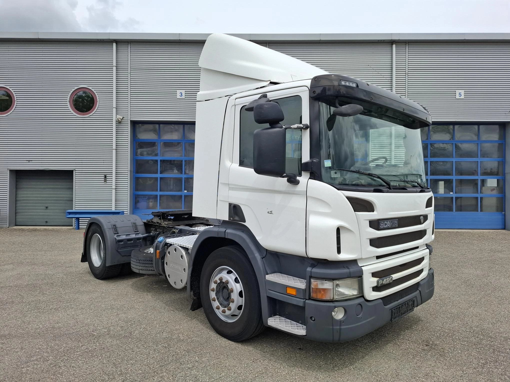 Scania P 2012 - P420 / TUV:03-07-2026 / GOOD TYRES / AIRCO / AUTOMATIC / EURO-5 / 2012 obrázek 2