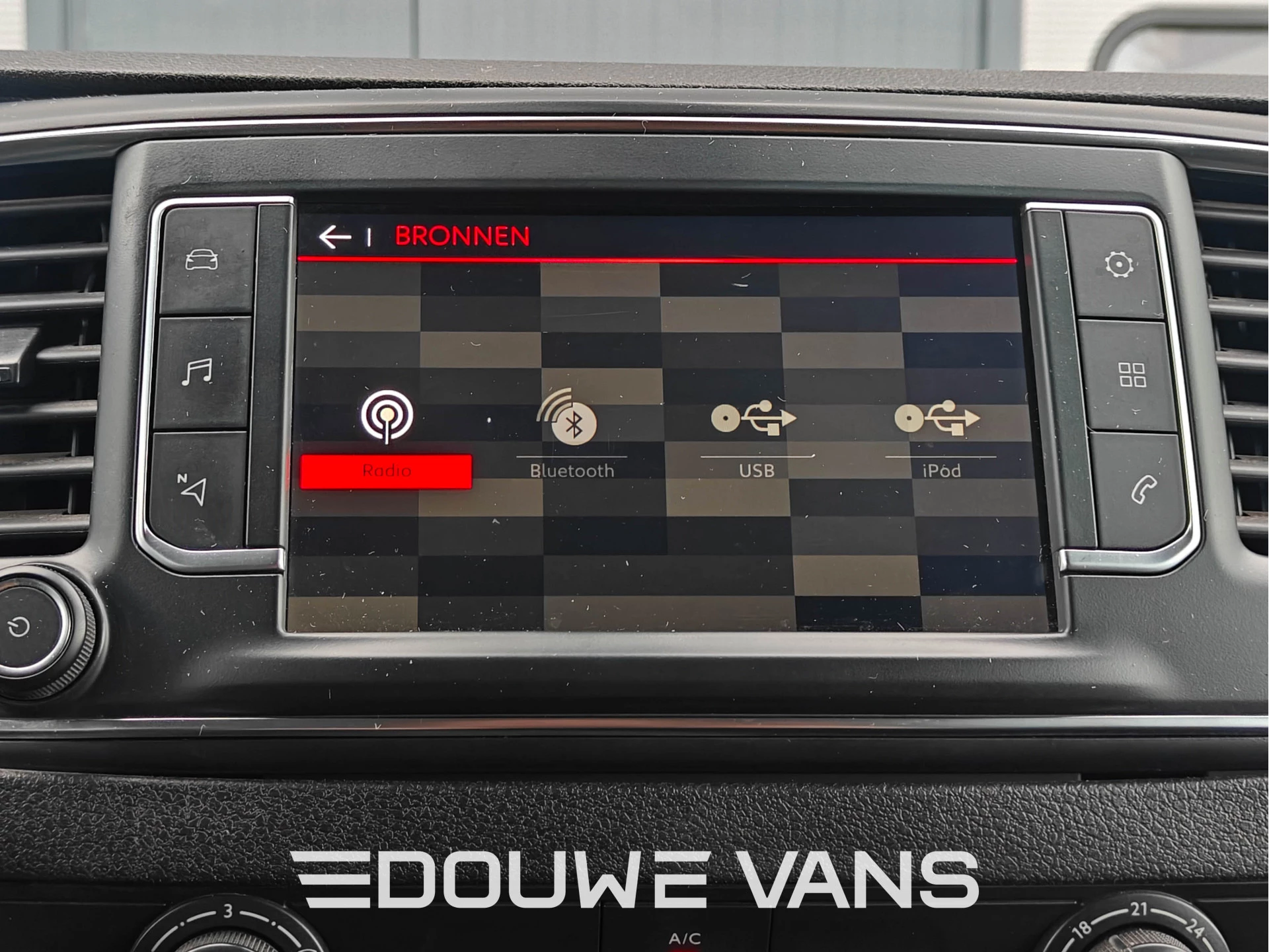 Citroën Jumpy 2019 - Club XL Imperiaal Trekhaak 6 Persoons Airco Cruise afbeelding 15