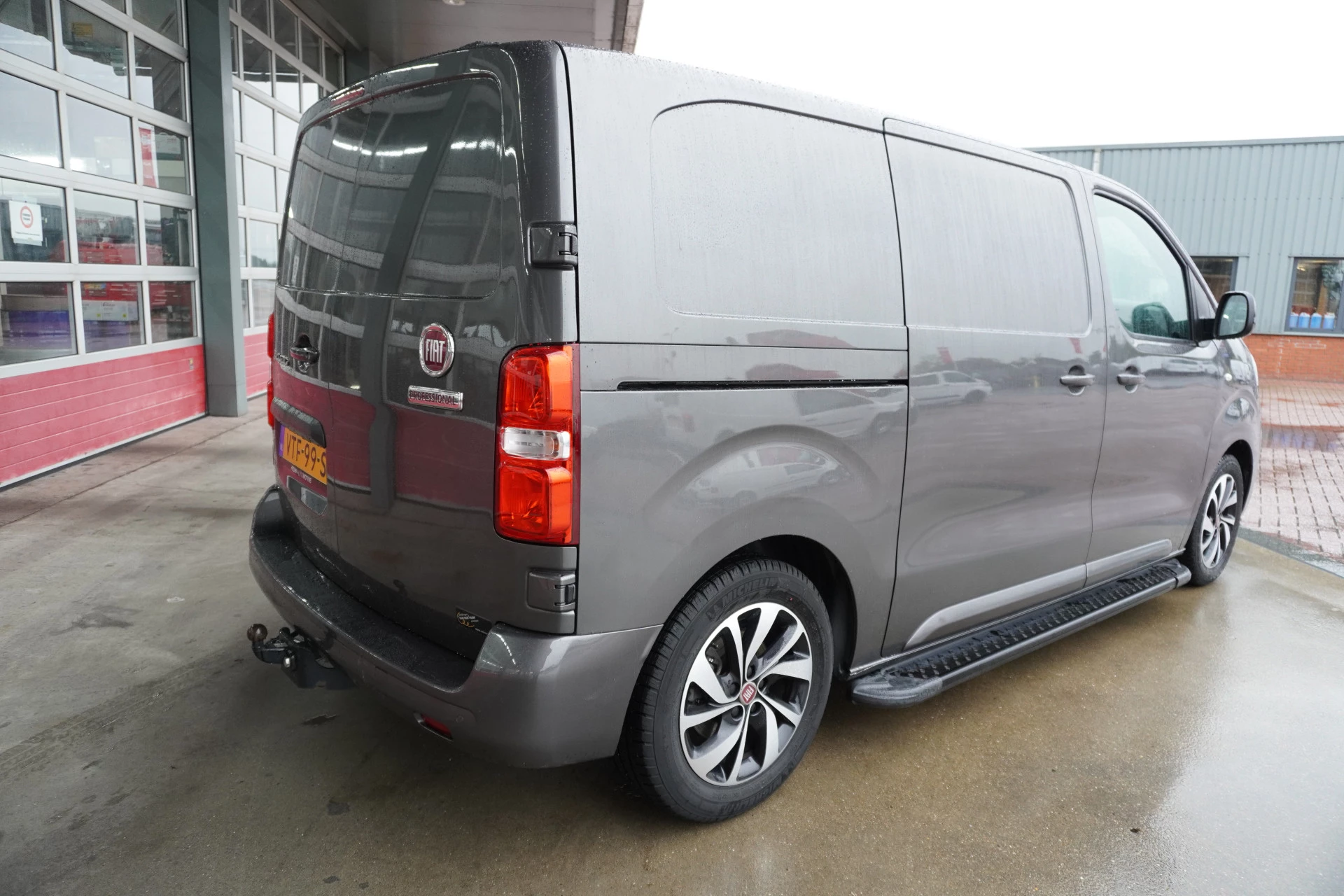 Fiat Scudo 2023 - 2.0 MultiJet 145 PK L2H1 SX Schuifdeur links en rechts obrázek 4