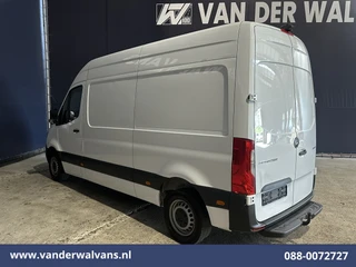Mercedes-Benz Sprinter 2023 - 211 CDI 115pk L2H2 Euro6 Airco | Camera | Trekhaak | Bijrijdersbank afbeelding 3 miniatuur