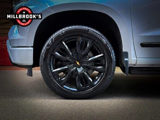 Chevrolet Silverado 2024 - High Country 6.2 V8 420 PK, obrazek 12