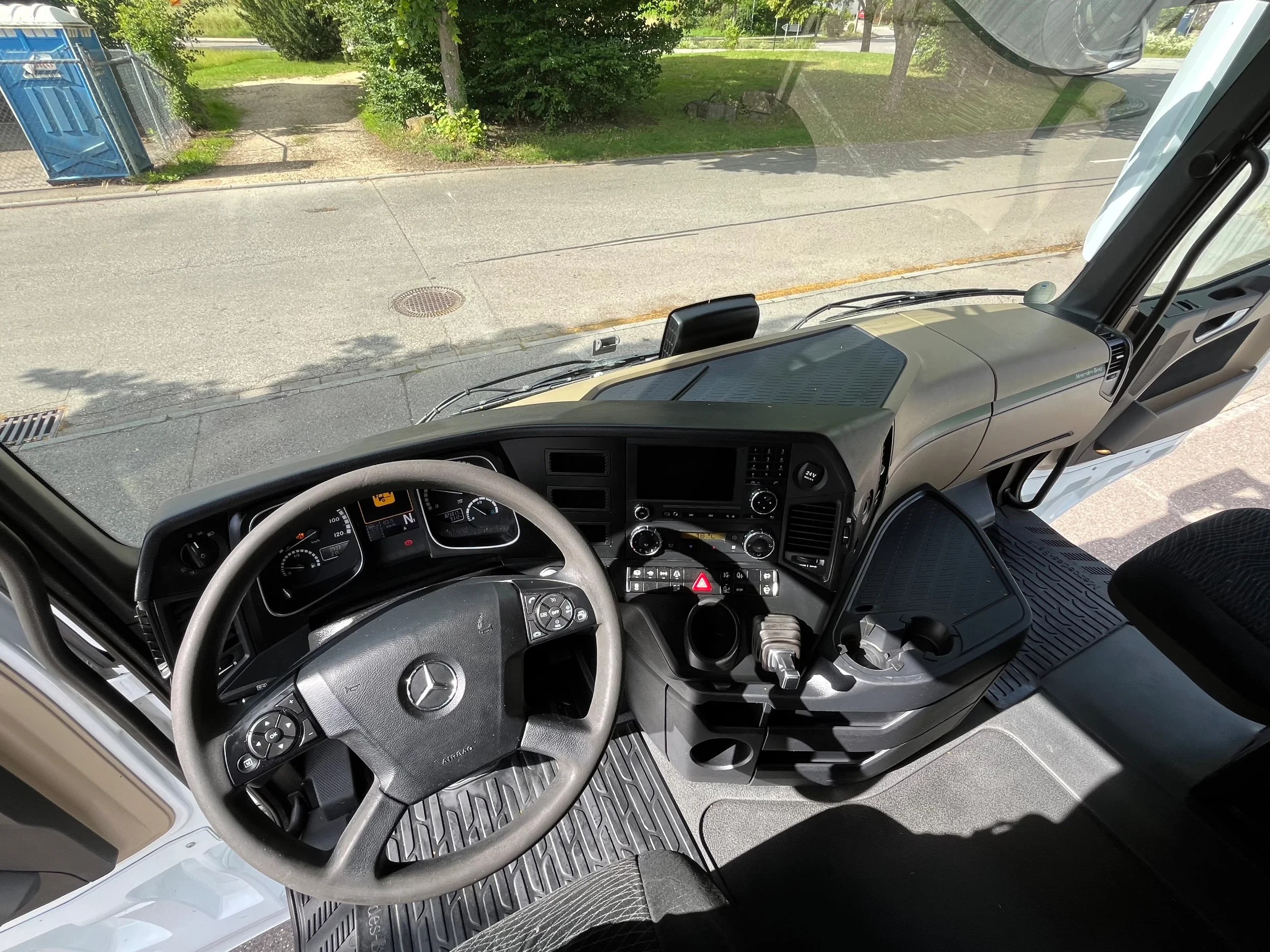 Mercedes-Benz Actros 2015 - 1842 Volumen-SZM, Mega, Luft/Luft, Retarder obrázek 21