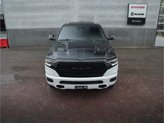 Dodge Ram 1500 2022 - 5.7 V8 4x4 Crew Cab Limited Night immagine 33