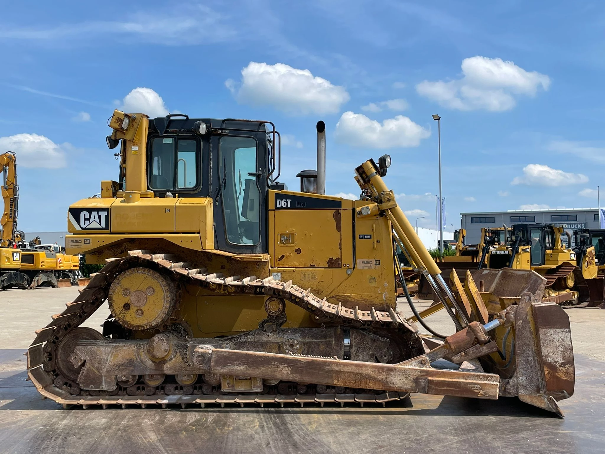 Caterpillar D6T LGP 2011 obrázek 6