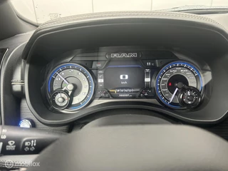 Dodge Ram 1500 2022 - 4X4 5.7 V8 4x4 Crew Cab Limited изображение 25