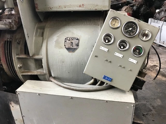 Deutz 1967 - DEUTZ V12 BA 12L714 DYNAF 175 KVA GENERATOR immagine 7