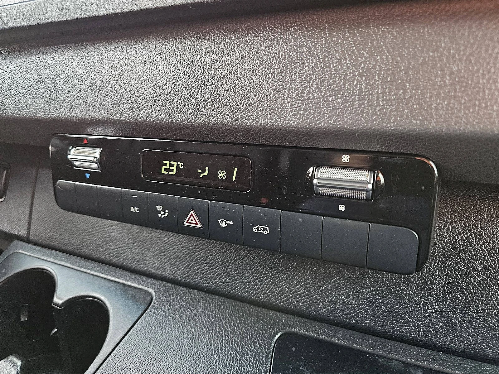 Mercedes-Benz Sprinter 2023 - 315 image 10