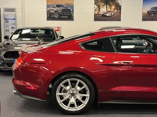 Ford Mustang 2014 - Fastback 5.0i V8 50 Years Edition 441PK Automaat image 45