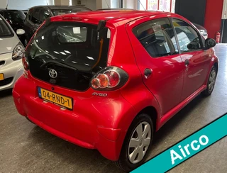 Toyota Aygo 2011 - 1.0-12V Now 1e Eigenaar - NAP - Elektr. Raam afbeelding 2 miniatuur