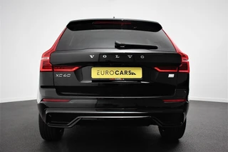 Volvo XC60 2023 - 2.0 T6 Plug-in hybrid AWD Plus Dark immagine 3 miniatura
